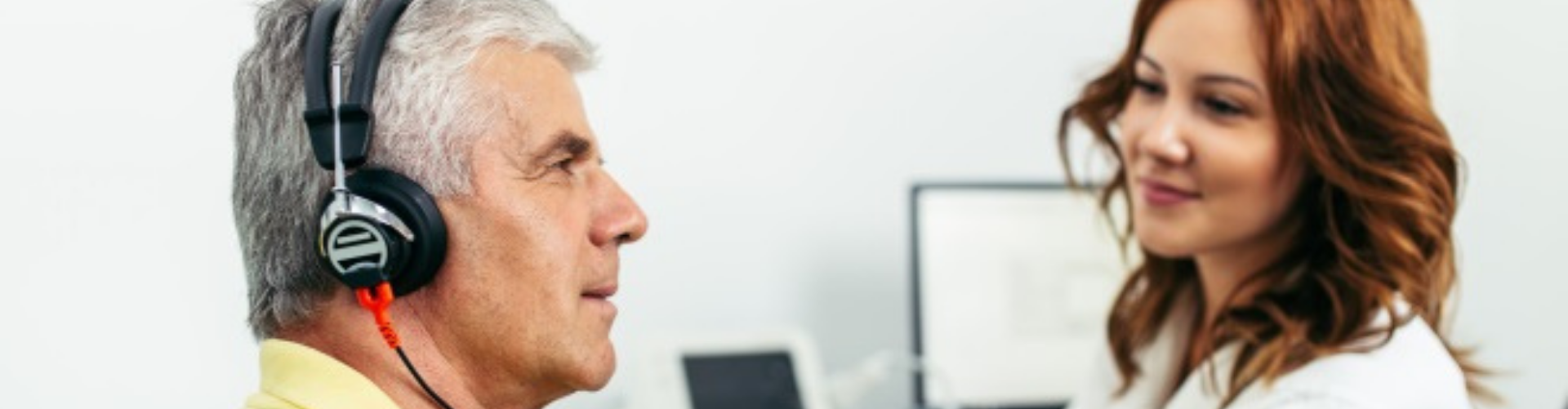 Providing hearing care with conducting hearing tests